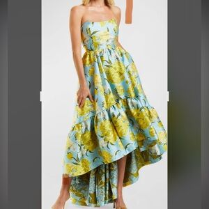 Mestiza floral gown.